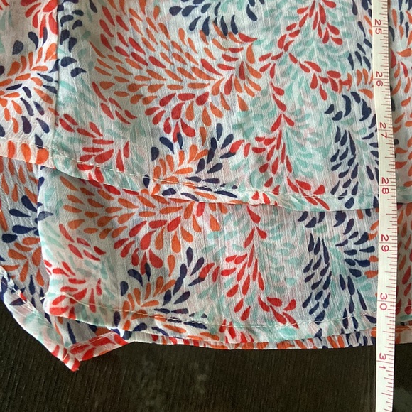 LAYERED SLEEVELESS  PRINTED BLOUSE TUNIC - Picture 12 of 12